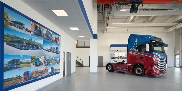 Ein Ausstellungsstück im IVECO Kundencenter Ulm.