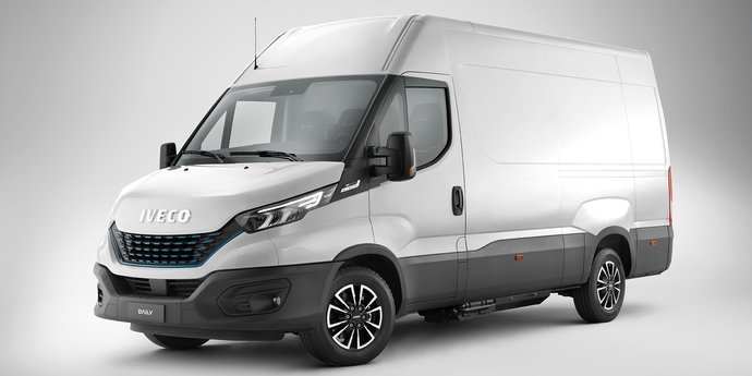 IVECO Daily Blue Power Kastenwagen mit Erdgas- und Elektroantrieb